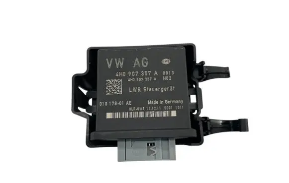 Audi A7 S7 4G Light module LCM 4H0907357A 01017801AE