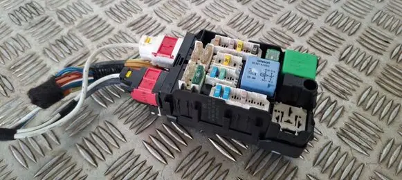 Peugeot 508 Fuse box set 018014781 87635E 2011042B2