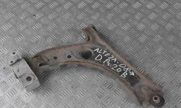 Seat Altea XL Front lower control arm/wishbone 1K0407190E