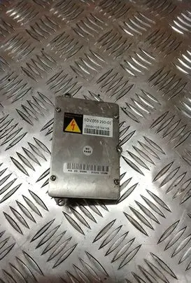 Skoda Superb B5 (3U) Headlight ballast module Xenon 5DV00829000