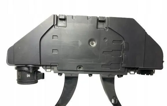 BMW X5 E70 Air filter box 7798340