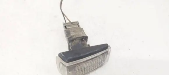 Volvo S40, V40 Front fender indicator light 