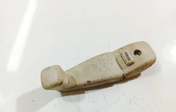 Land Rover Discovery Front door window winding handle 