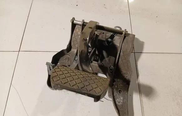 Brake pedal
