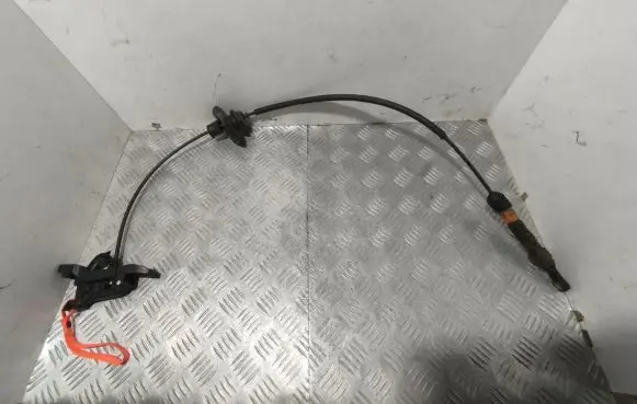 Chrysler Pacifica Gear shift cable linkage 68252729AG