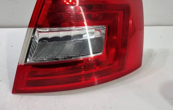 Skoda Octavia Mk3 (5E) Rear/tail lights