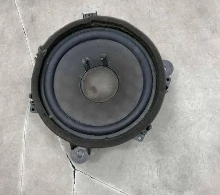 Volvo V50 Front door speaker 30752084 05W21