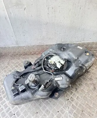 Mercedes-Benz ML W166 AdBlue liquid reservoir A1664706001 0444050081 1120501221033