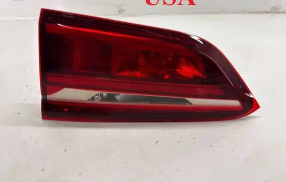 BMW X1 F48 F49 Tailgate rear/tail lights 7350696 63217350696
