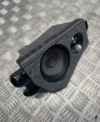 BMW X6 F16 Parcel shelf speaker 9354324 18353410 061118091A