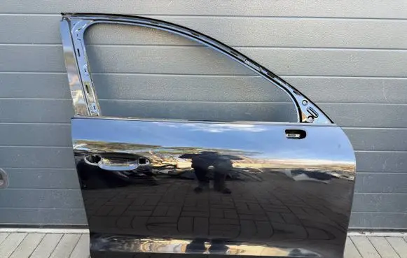 Porsche Macan (95B) Front door 95B8313124