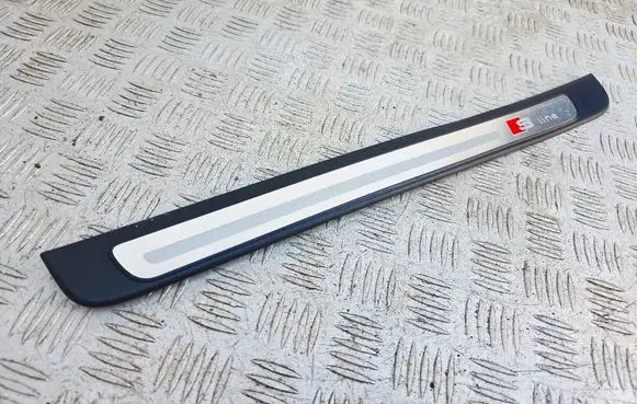 Audi A5 Sportback 8TA Front sill trim cover 8T8853373B