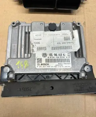 Volkswagen Sharan Engine control unit/module 03L906018HJ 0281017096