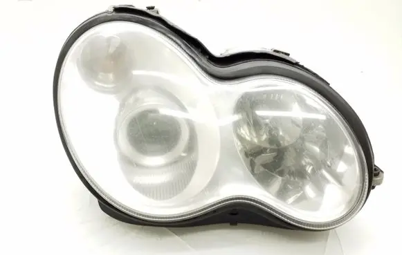 Mercedes-Benz C W203 Headlight/headlamp 1307329088 A2038203861