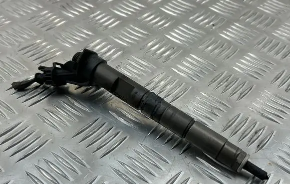 Fuel injector