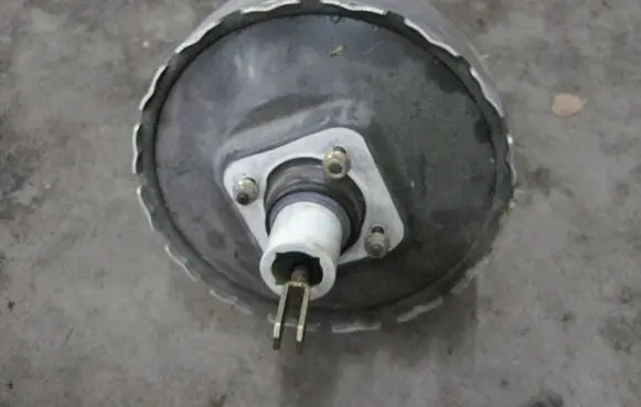 Mercedes-Benz CL C140 Brake booster 0044303630