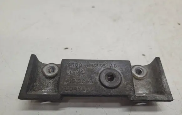 Land Rover Discovery 3 - LR3 Fuel pump bracket 4R8Q9W276