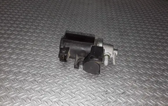 KIA Sorento Turbo solenoid valve 72190316