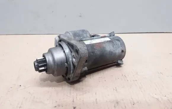 Volkswagen PASSAT B6 Starter motor 02Z911023G