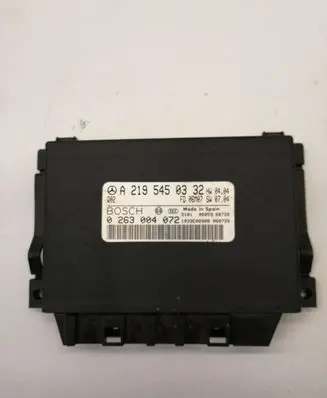 Mercedes-Benz CLS C219 Parking PDC control unit/module A2195450332 0263004072