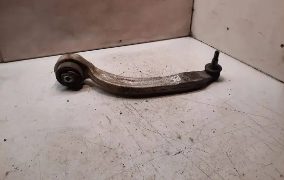 Volkswagen PASSAT B5 Front lower control arm/wishbone 4D0407695J