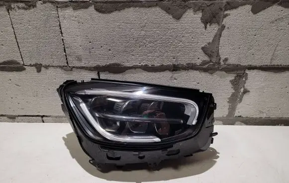 Mercedes-Benz GLC X253 C253 Headlight/headlamp a2539067001