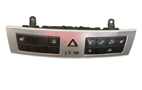 Mercedes-Benz C W203 Hazard light switch 2038706710 33632103