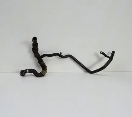 Volkswagen PASSAT B8 Engine coolant pipe/hose 5Q0122073R 04L121065CC