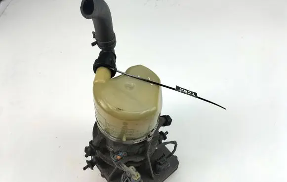Ford Galaxy Power steering pump 6G913K514AL
