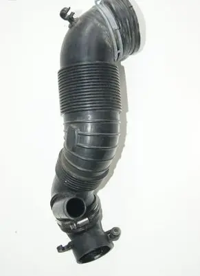 Audi Q3 8U Air intake hose/pipe 5N0129858