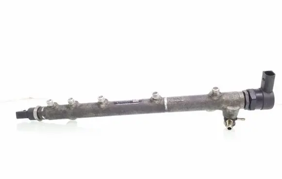 Mercedes-Benz C W203 Fuel main line pipe A6460700295 0445214073 A6110780449