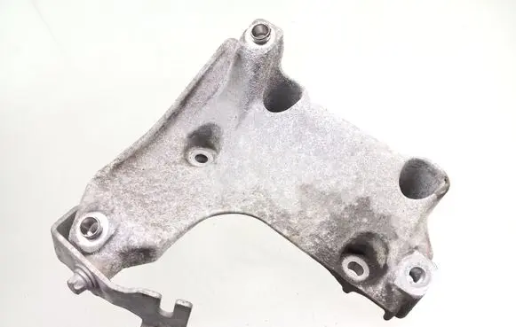 BMW 1 E81 E87 A/C compressor mount bracket 7505980 64557505989