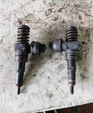 Volkswagen Sharan Fuel injector 0414720039