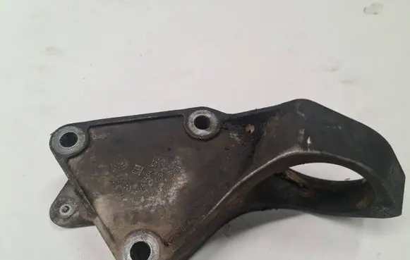 Opel Zafira A Driveshaft support bearing bracket 644124471 24404972