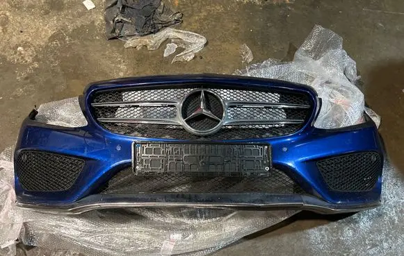 Mercedes-Benz C W205 Front bumper