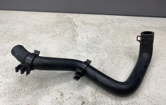Nissan Pathfinder R51 Breather hose/pipe 
