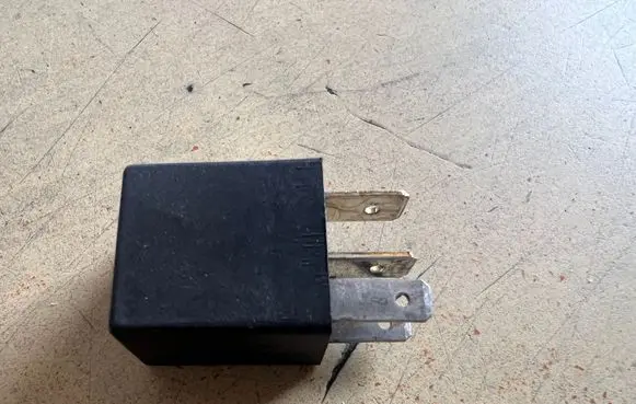 Fiat Palio Other relay 7676504 12120A