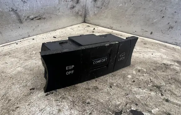 Volkswagen Touareg I Suspension ride height/mode switch 7L6027228
