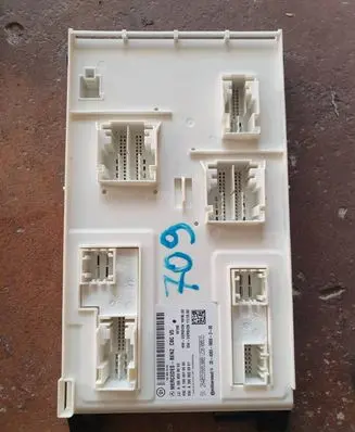 Mercedes-Benz ML W166 SAM control unit A1669009003