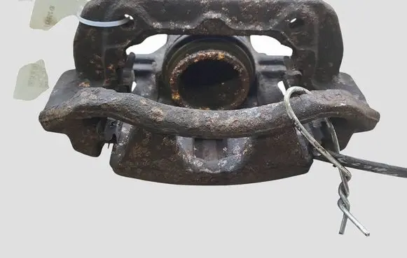 Mercedes-Benz C W203 Front brake caliper