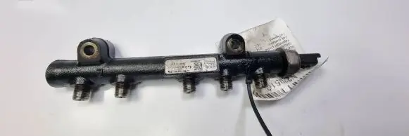 Citroen C4 II Picasso Fuel main line pipe 9685297580