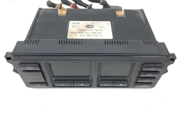 Audi A4 S4 B5 8D Climate control unit 8L0820043D 5HB00760804