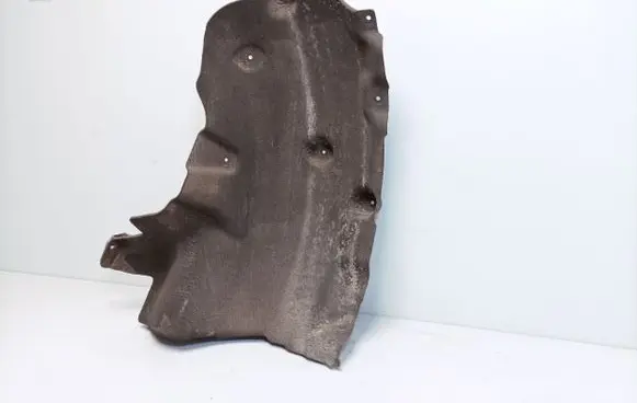 Rear arch fender liner splash guards