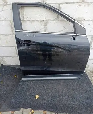 Mitsubishi Eclipse Cross Front door