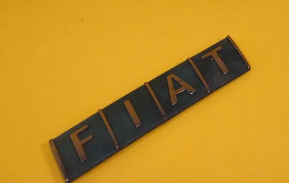 Fiat Seicento/600 Manufacturers badge/model letters 