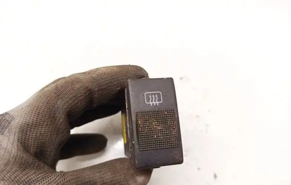 Audi A4 S4 B5 8D Windscreen/window heater switch 4d0941503b