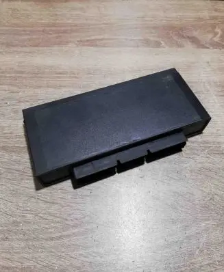 BMW 7 E32 Comfort/convenience module 8356017