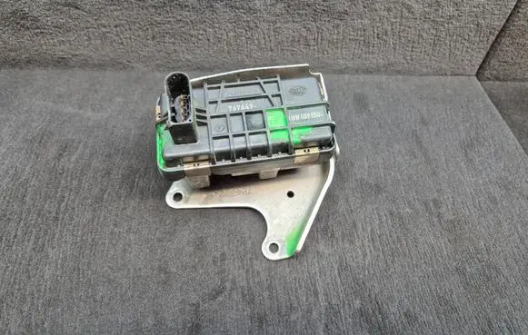 Audi A6 Allroad C7 Turbine electric control actuator 767649 6NW009550 H31