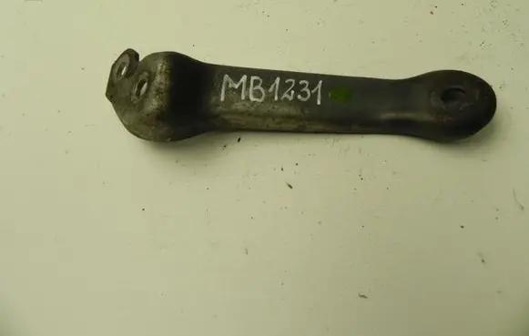 Mercedes-Benz E W212 Engine mounting bracket A6510960540 MB1231