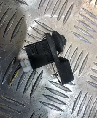 Subaru Legacy Rear door sensor 